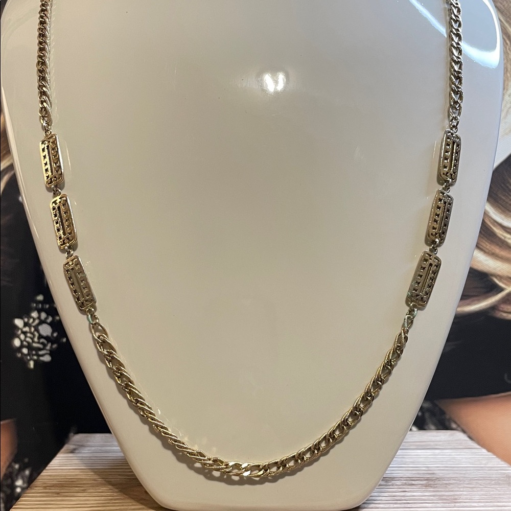 Elegant Gold Chain Necklace 42 inches